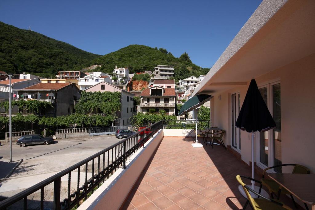 Apartments Raicevic Budva Zimmer foto